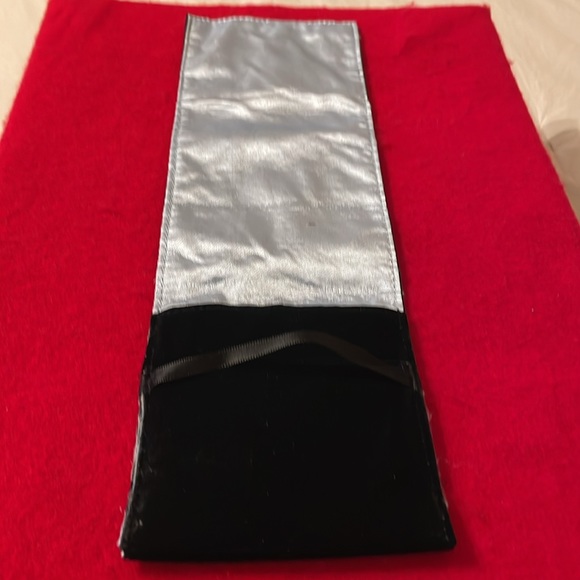 Thierry Mugler Adjustable Size Fold-over Jewelry/Accessories Pouch- Black Velvet - Picture 4 of 7